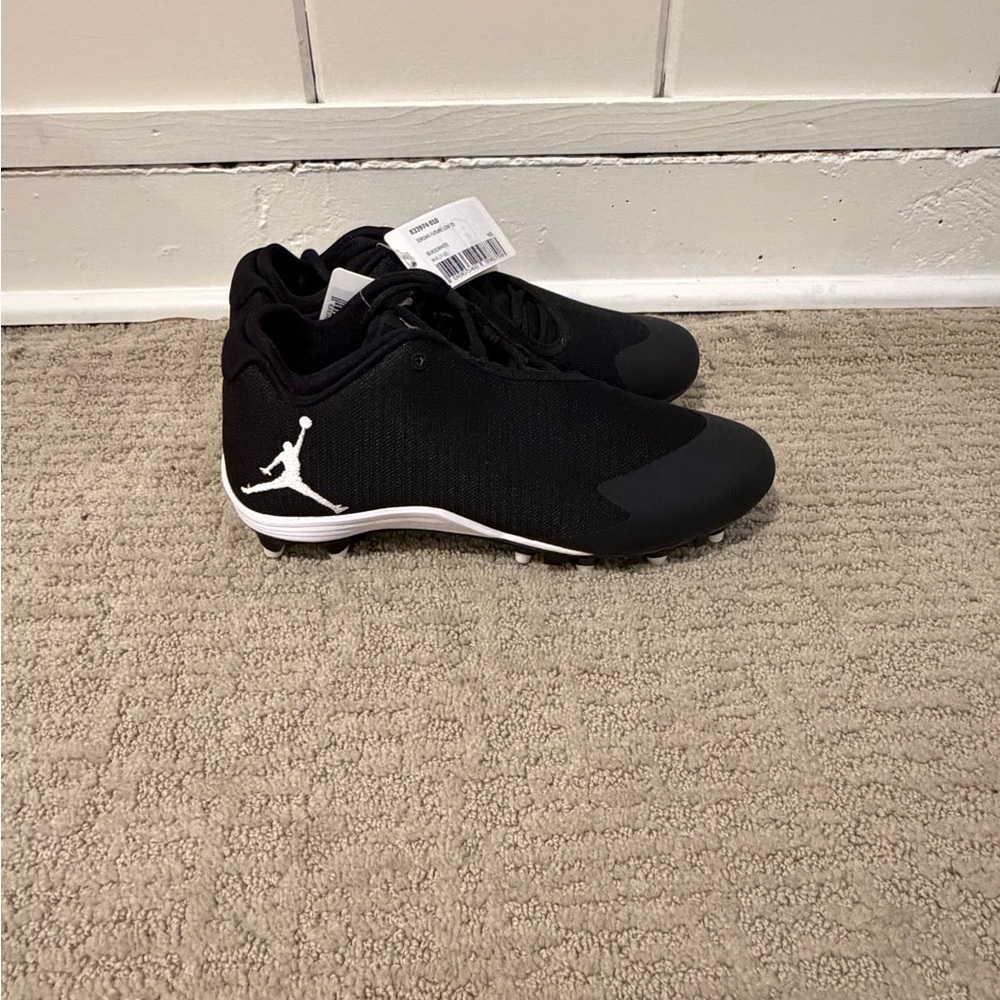 Men’s Jordan future low TD sample football cleats size 9